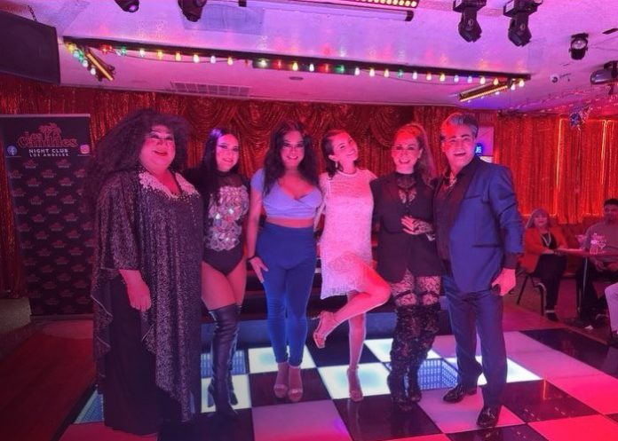 Foto: Benny Blanco acompaña a Selena en baile tradicional mexicano/Cortesía