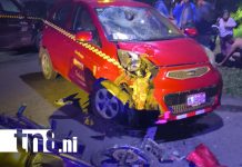 Exceso de velocidad y falta de luces provocan fuerte accidente en Carretera Sur Foto: Exceso de velocidad y falta de luces provocan fuerte accidente en Carretera Sur/TN8
