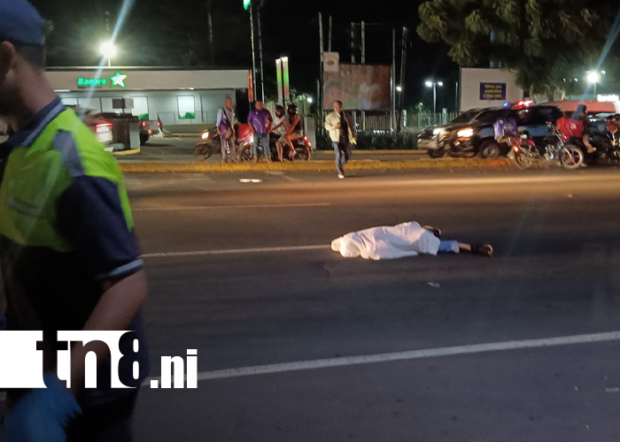Foto: Tragedia en Carretera a Masaya: anciano muere arrollado por camioneta/TN8