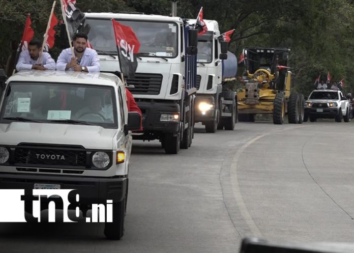 Foto: Matiguás recibe unidades de Camiones para modernizar caminos/TN8 Foto: Matiguás recibe unidades de Camiones para modernizar caminos/TN8
