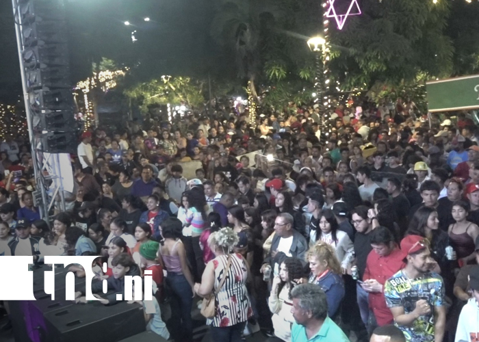Foto: Afluencia masiva y dinamismo económico destacan en noches de compras de Estelí/TN8