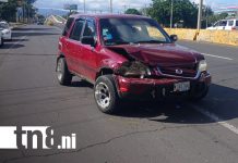 Impacto entre camioneta y panelito provoca accidente en Rubenia Foto: Tránsito investiga accidente en Rubenia que dejó dos lesionados/TN8
