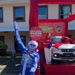 Jugadores de LOTO celebran con premios en efectivo y el carro nuevecito
