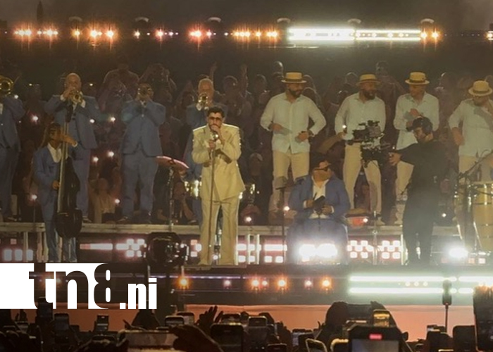 Foto: Bad Bunny hace vibrar a Los Mañaneros en una noche inolvidable en Costa Rica/TN8
