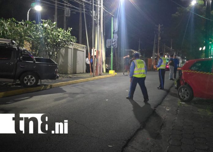 Foto: Accidente de tránsito en carretera a Masaya deja daños materiales en la Alianza Francesa/TN8