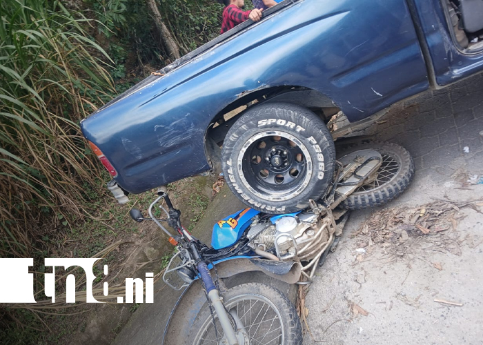 Foto: Accidente en San Fernando involucra autobús, camioneta y moto/TN8