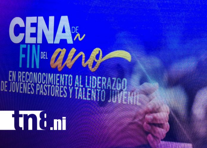 Foto: MINJUVE y FIENIC celebran el talento y liderazgo juvenil en gran Cena de Fin de Año/TN8