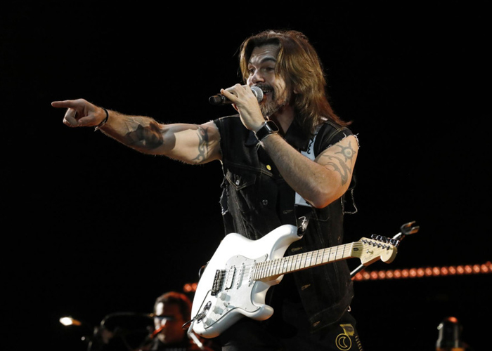 Foto: Juanes lanza "Muérdeme" junto a Bomba Estéreo / Cortesía