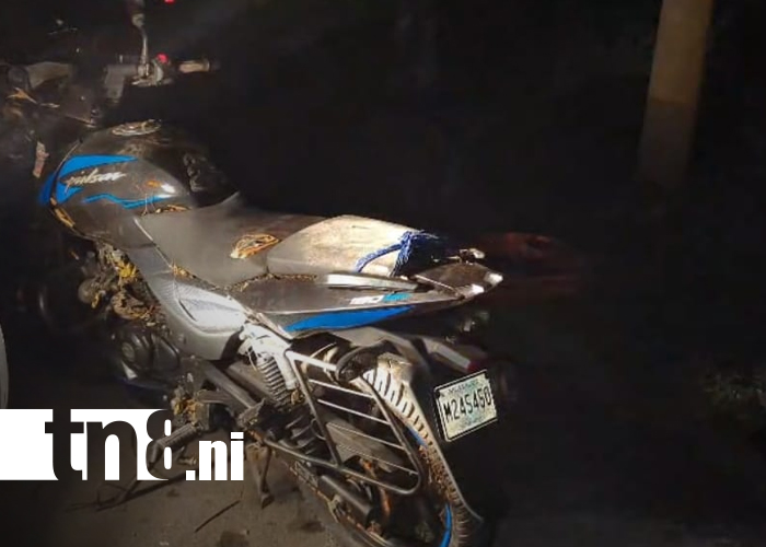 Foto: Hallan cuerpo de motociclista desaparecido en un guindo de la Carretera Sur/TN8