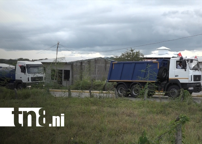 Foto: Matiguás recibe unidades de Camiones para modernizar caminos/TN8