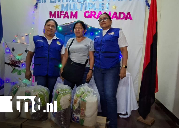 Foto: 214 madres reciben paquetes alimenticios del programa de Partos Múltiples en Granada/TN8