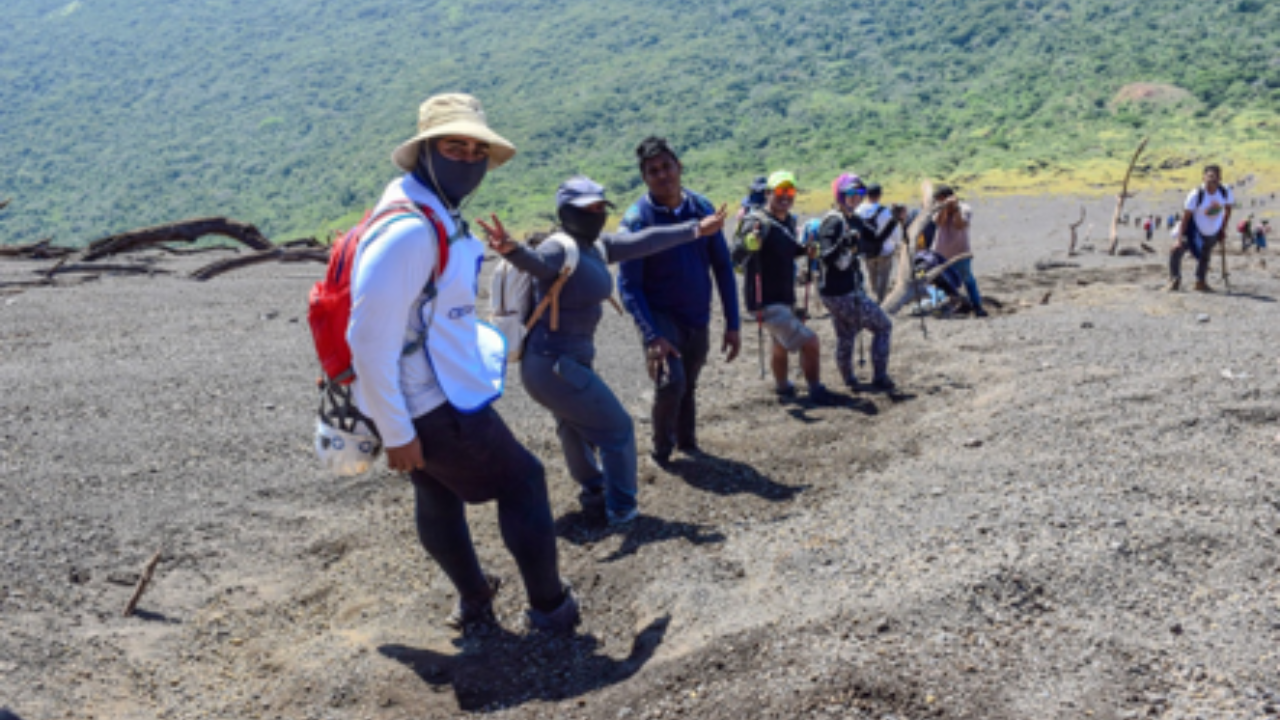 FOTO:Senderismo y Aventura Marcan el Reto Extremo Volcán San Cristóbal/Cortesía