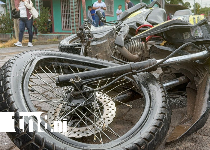 Foto: Conductores y vecinos en alerta tras accidente en Juigalpa /TN8