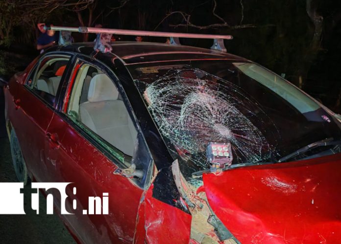 Foto: Accidente en Rivas deja una mujer muerta y un herido/ TN8 Foto: Accidente en Rivas deja una mujer muerta y un herido/ TN8