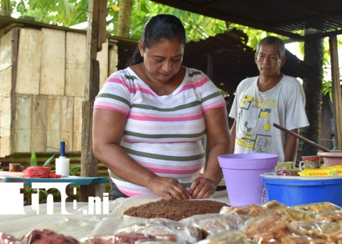 Foto: Más de 30 mil cajetas salen del taller familiar en El Rama /TN8