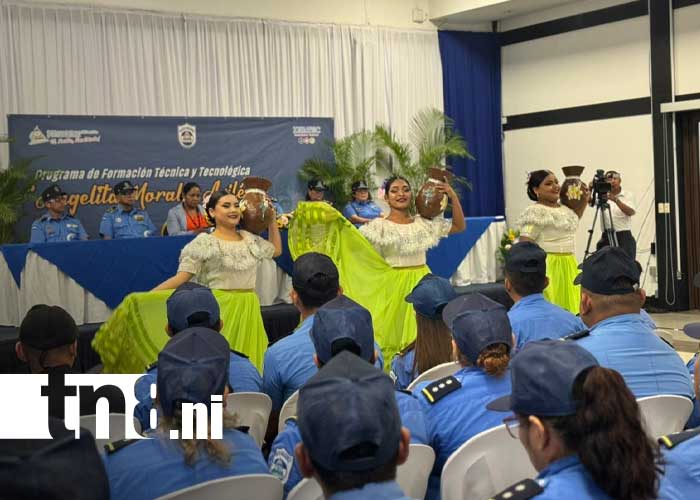 Foto: Formación técnica con oficiales de la Policía Nacional de Nicaragua / TN8