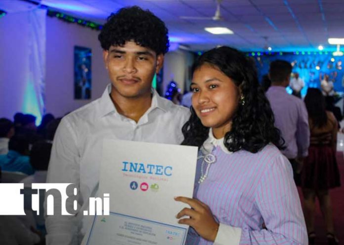 Foto: Educación técnica de calidad en Granada / TN8