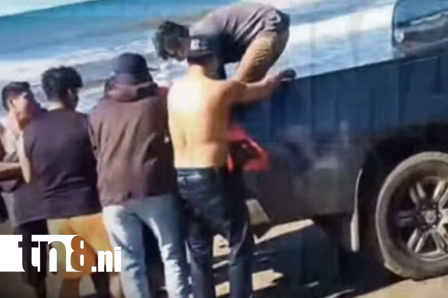Foto: Fallece joven arrastrado por corrientes en playa San Diego/ TN8