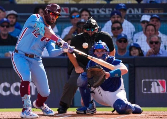 kyle, schwarber, filis,