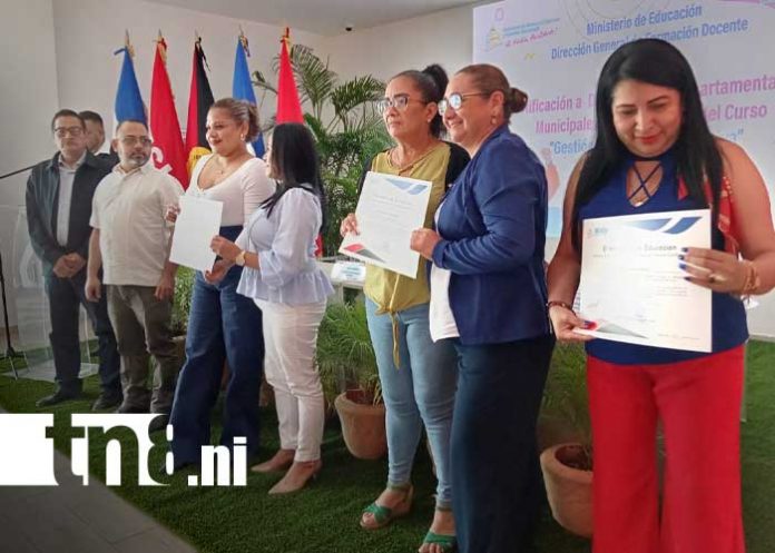 Foto: Liderazgo con delegados educativos de Nicaragua / TN8