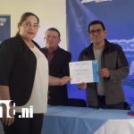 Foto: Reconocimiento a funcionarios públicos en Carazo / TN8