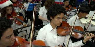 Foto: Orquesta y coro estudiantil en Managua / TN8