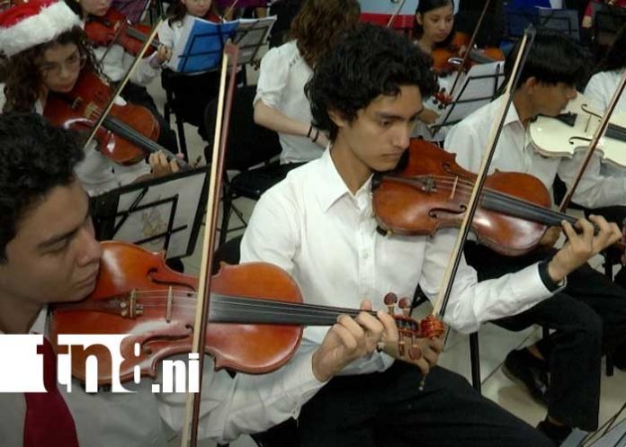 Foto: Orquesta y coro estudiantil en Managua / TN8 Foto: Orquesta y coro estudiantil en Managua / TN8