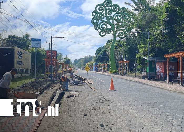 Foto: Construcción de nueva avenida en Altagracia, Isla de Ometepe / TN8