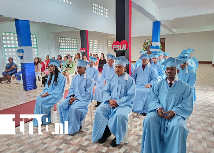 Foto: Privados de libertad se gradúan como bachilleres en Bluefields /TN8