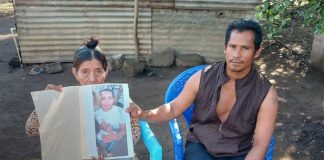 Foto: Padres desesperados en Managua por una desaparición / TN8