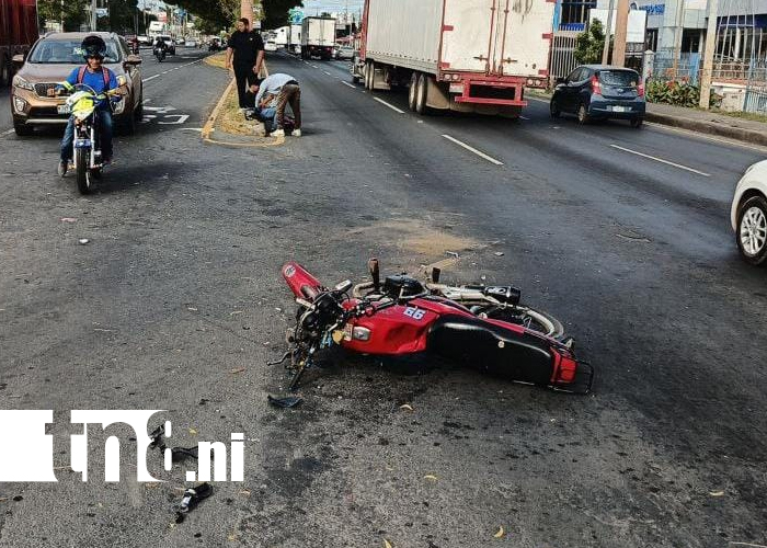 Foto: Accidente en Carretera Norte casi termina de desgracia /TN8