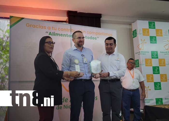 Foto: Walmart de Nicaragua y Banco de Alimentos / TN8