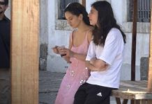 Foto: Rosalía y Loli Bahia, inseparables durante su estancia en Brasil/Cortesía