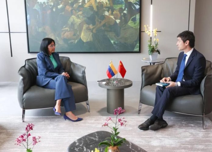 Foto: Delcy Rodríguez destaca firme postura de China sobre soberanía de Venezuela/Cortesía