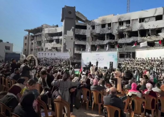 Foto: Graduación histórica en Gaza /cortesía