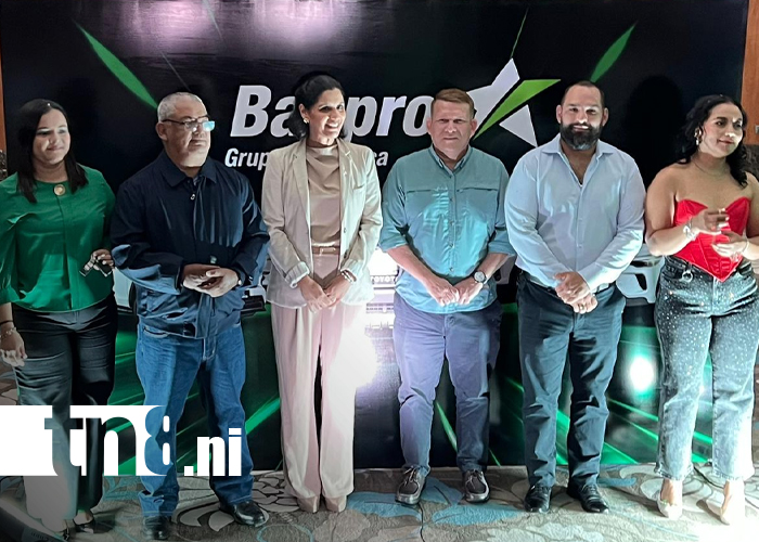 Foto: Banpro Grupo Promerica entrega cinco vehículos Toyota del año / TN8