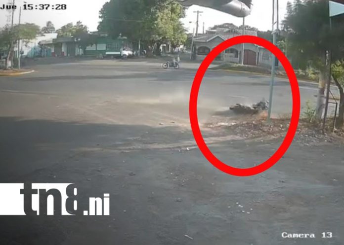 Foto: Video capta nuevo y peligroso accidente en el cruce del Carlos Marx en Managua/TN8