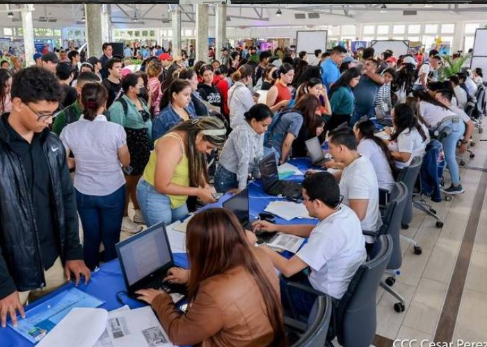 Foto: Todo lo que debes saber sobre la Feria Nacional de Becas Universitarias 2026 / Cortesía