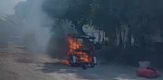 Foto: Mototaxi se incendia en pleno recorrido en El Viejo, Chinandega/TN8