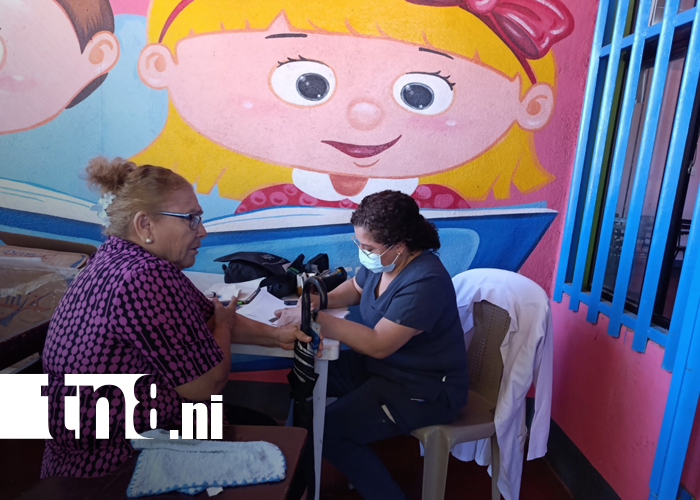 Foto: Atención dermatológica gratuita en los barrios del Distrito II de Managua/TN8