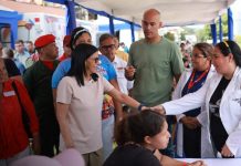 Foto: Delcy Rodríguez lidera respuesta social /cortesía