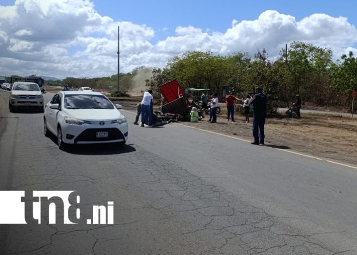 Foto: Giro indebido deja tres personas lesionadas en Sabana Grande / Cortesía