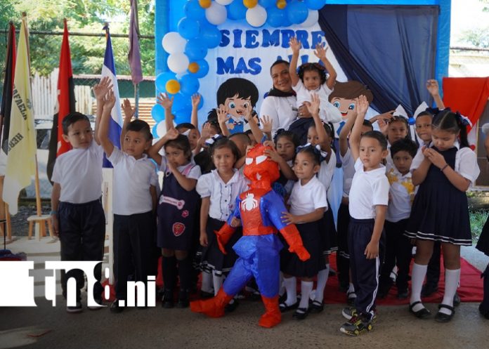 Foto: Educación inicia Ciclo Lectivo 2026 en el Triángulo Minero/TN8