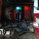 Foto: Incendio destruye bodega de materiales para piñatas en Managua/TN8