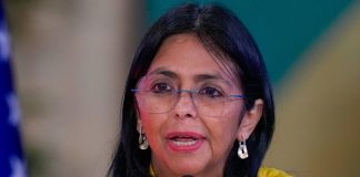 Foto: "Exigimos prueba de vida del presidente Maduro y de la primera dama"; Delcy Rodríguez/Cortesía