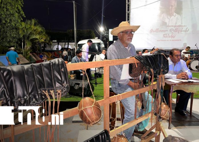 Foto: Juigalpa rinde homenaje al centenario del poeta Guillermo Rothschuh Tablada/TN8