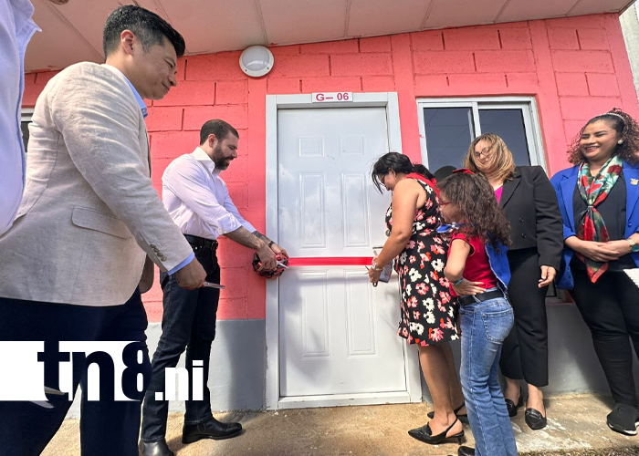 Foto: Celebran su nuevo hogar en urbanización Nuevas Victorias /TN8