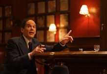 Blue Moon: Una oda al glamour, al ego y a la fragilidad humana Foto: Blue Moon, review de Echados Viendo Tele