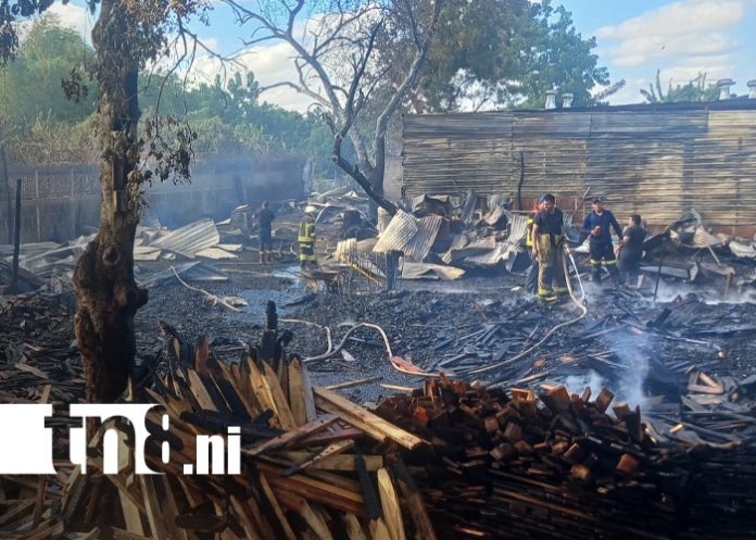 Foto: Incendio en Sabana Grande /TN8