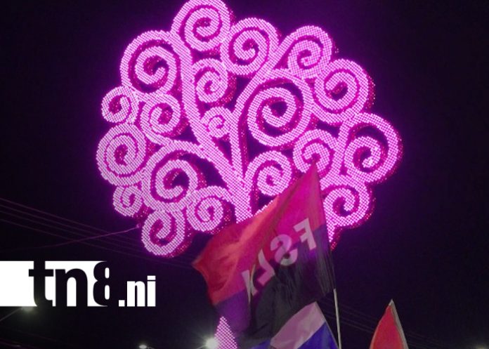 Foto: ENATREL ilumina Managua con el encendido del Árbol de la Vida y letras del FSLN/TN8